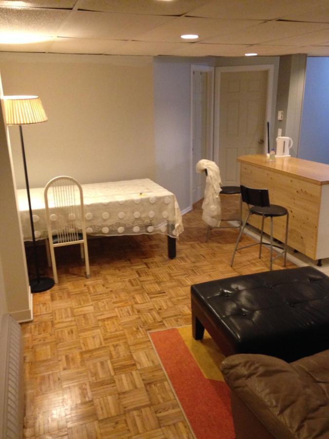Montreal Accommodation Near Downtown Экстерьер фото