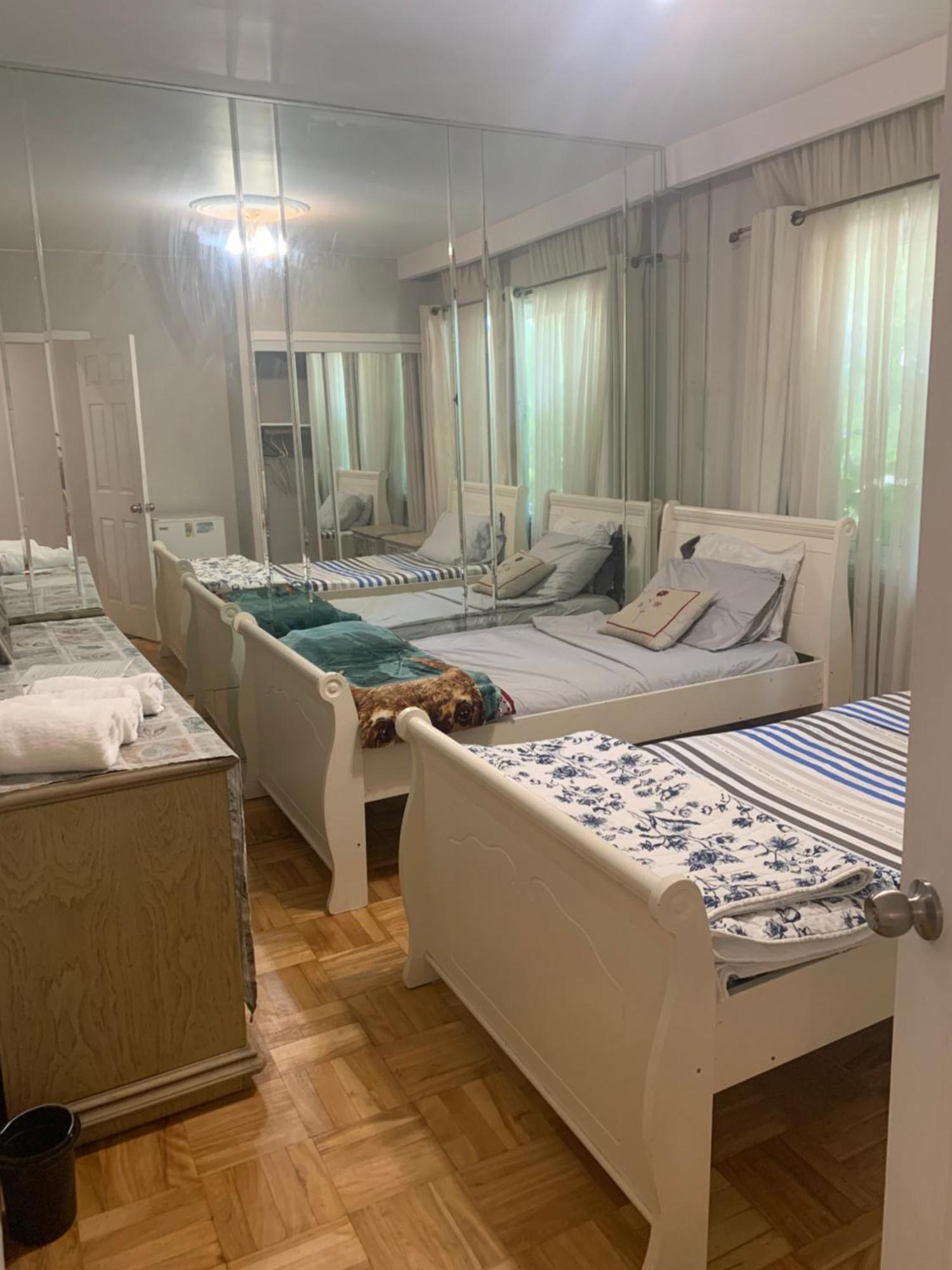 Montreal Accommodation Near Downtown Экстерьер фото
